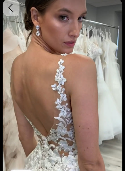 Ella by Etoile Wedding dress (Sample Dress)