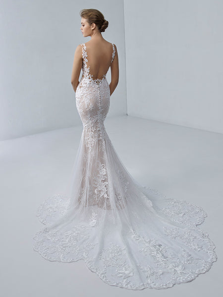 Adrianna Etoile Wedding dress (Sample Sale)