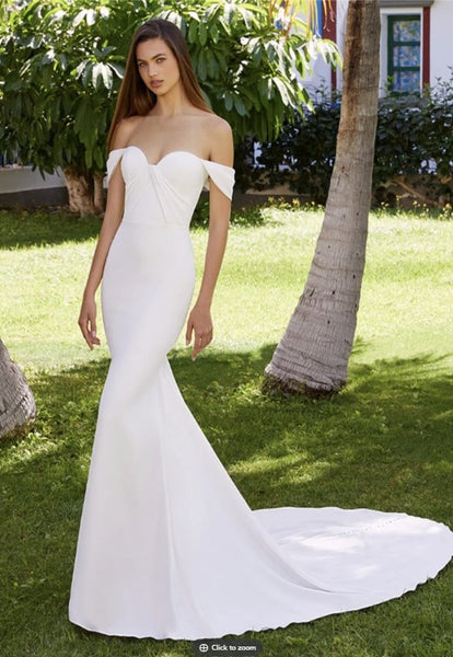 Enzoani Brianna Wedding dress (Sample Sale)