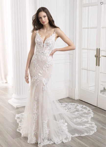 ETOILE Calie Wedding Dress (Sample Sale)