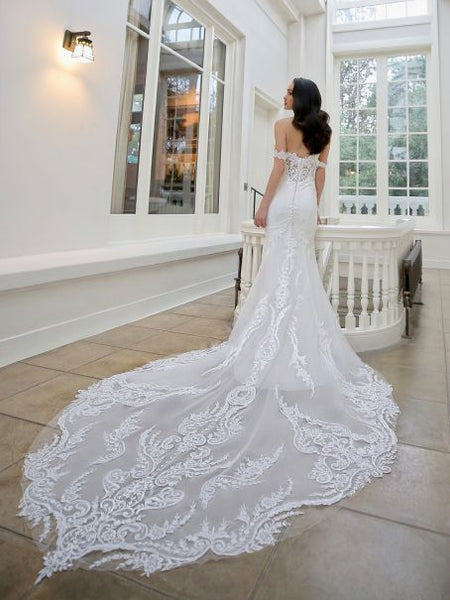 Martha Elysee by Enzoani (Sale)