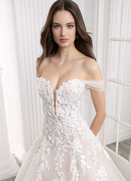 ETOILE Nathalie Wedding dress (Sample Sale)