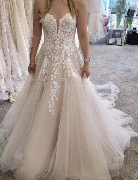 ETOILE Nathalie Wedding dress (Sample Sale)