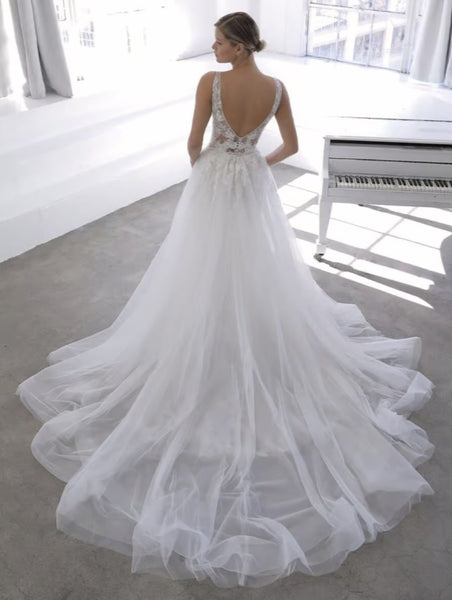 November by Enzoani Wedding Dresss (Sample Sale)