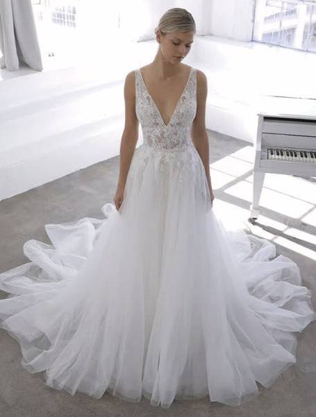 November by Enzoani Wedding Dresss (Sample Sale)