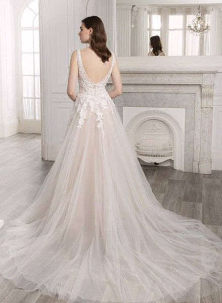 Elysee Soleil Wedding Dress (Sample Sale)