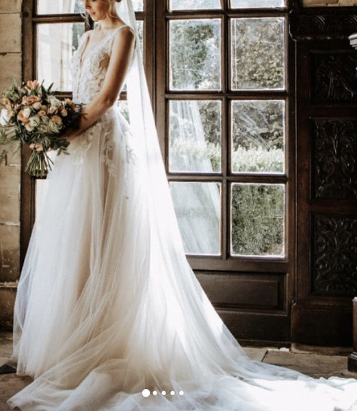 Elysee Soleil Wedding Dress (Sample Sale)