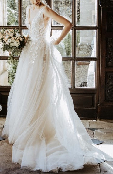 Elysee Soleil Wedding Dress (Sample Sale)