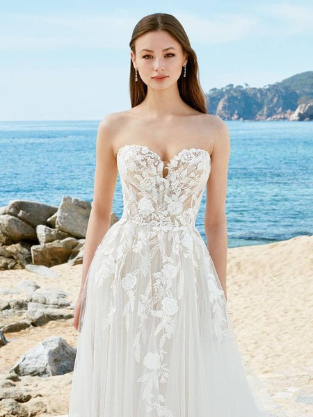 Aisha - Enzoani Wedding dress (Sample Sale)