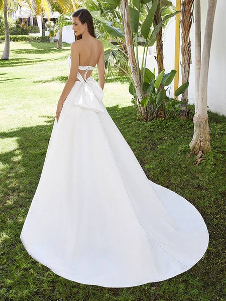 Bellarose Enzoani Wedding Dress (Sample Sale)