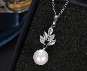 NL10 - Bridal Necklace