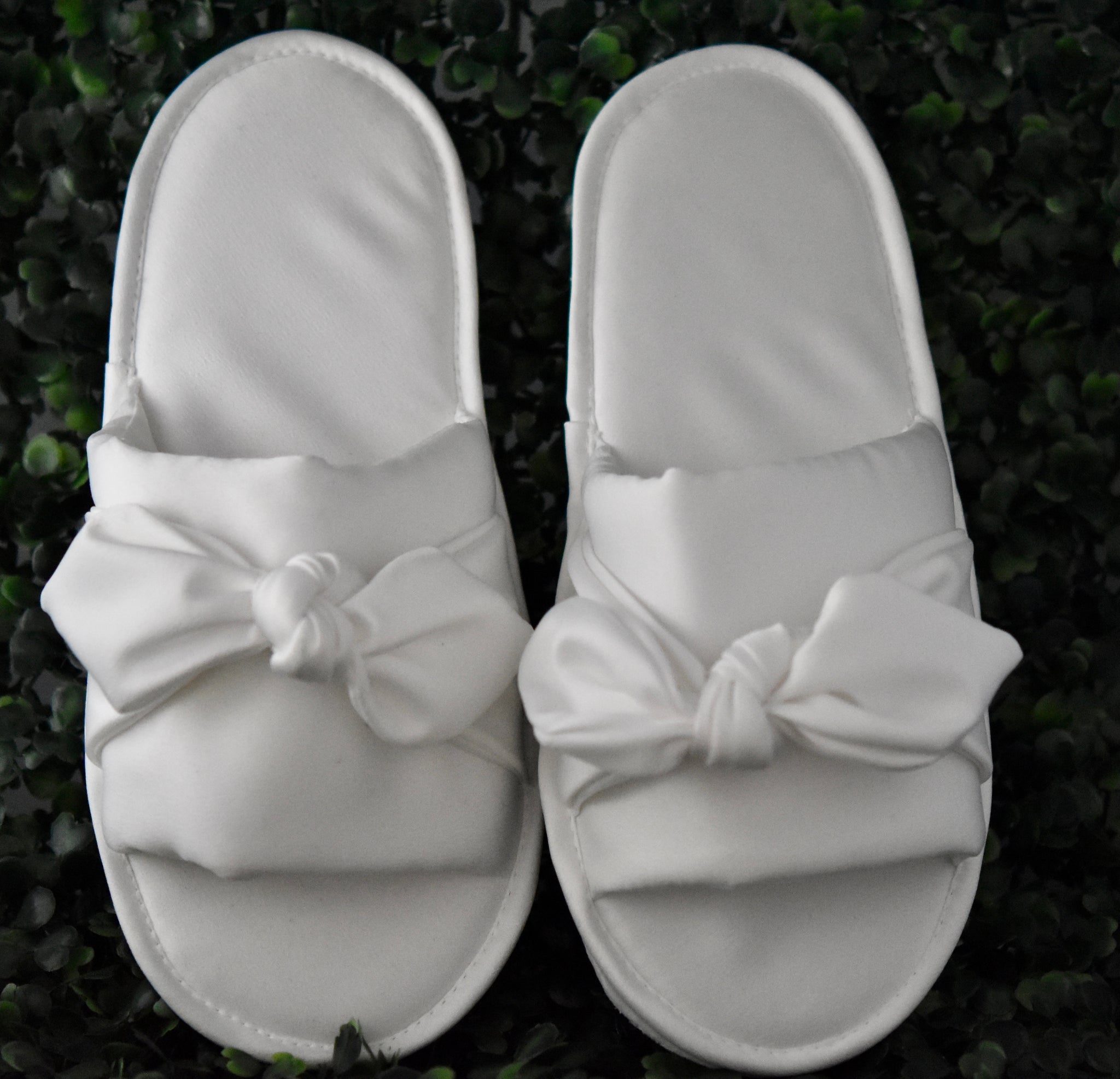 Fluffy Bridal Slippers - SEWCOUTURE